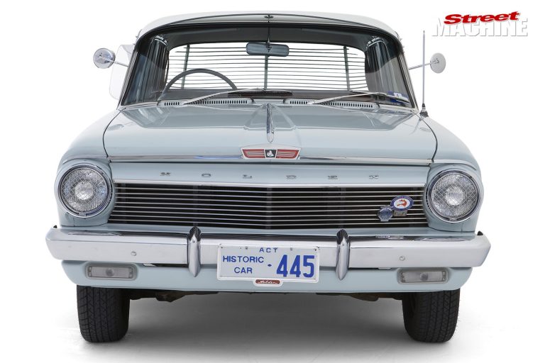 Holden EJ upper grille mould clips.