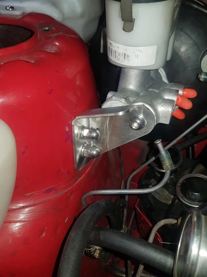 Brake master cylinder upgrade BKT stainless steel.