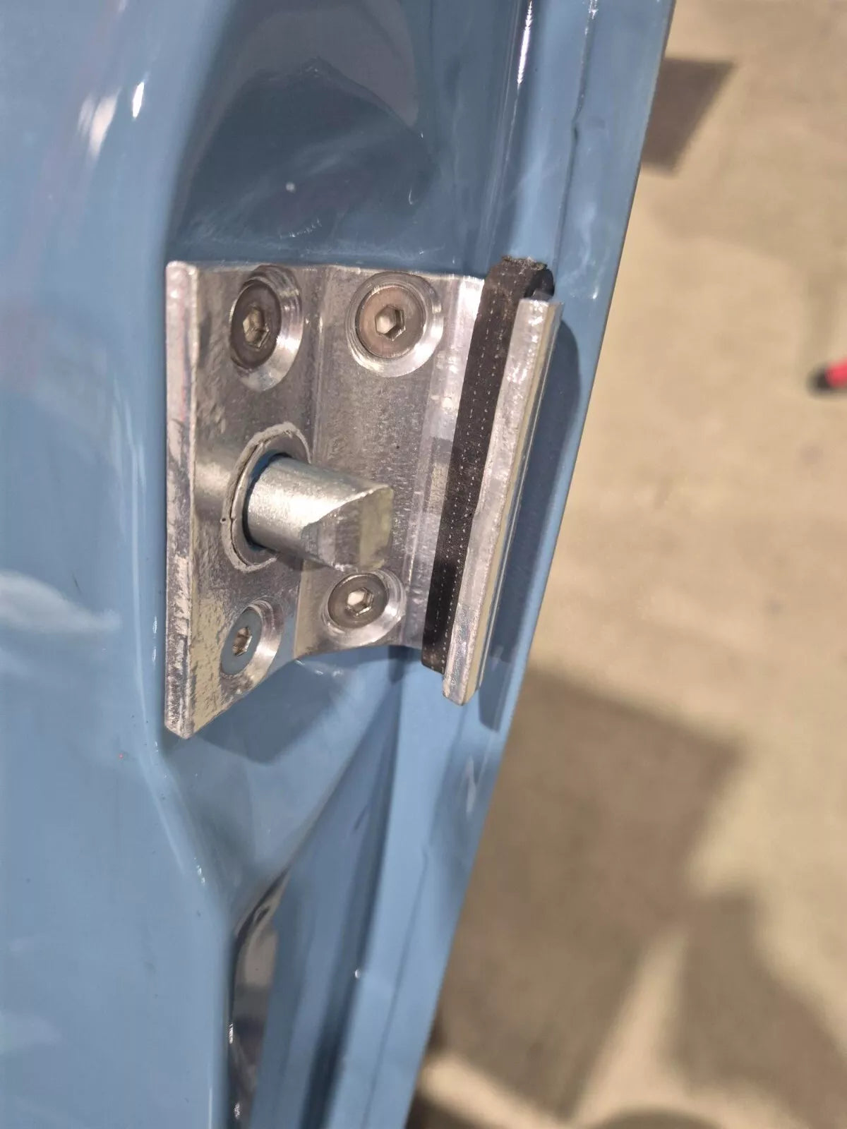 FE FC FB EK Ute Tailgate buffers Anti-rattle