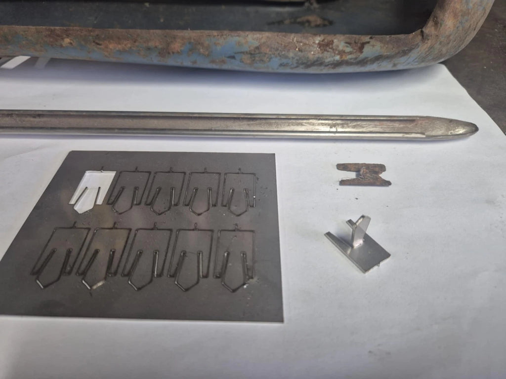 FB EK Stainless seat trim mould clips